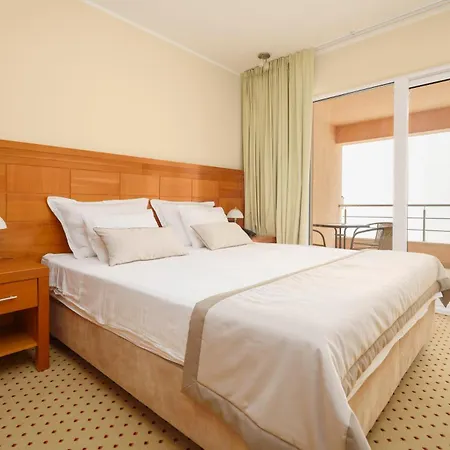 Duje Hotell