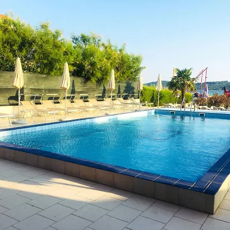 Duje Hotell Vodice